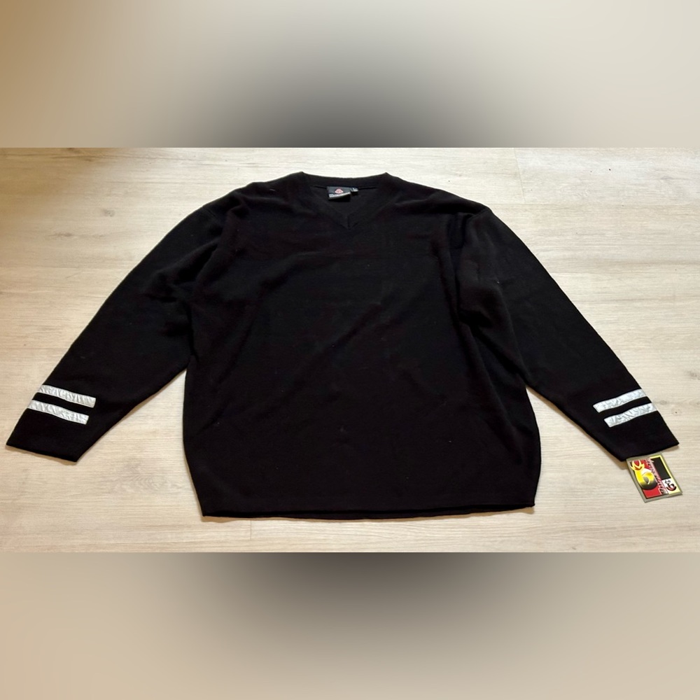 Burnside Men's Black V-Neck Sweater / Large / Sleek Style & Cozy / Never Worn